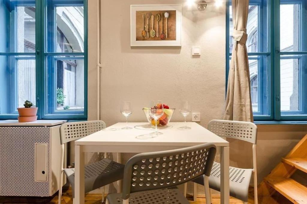 Blue Lotus Apartment T50 Budapest Exterior foto