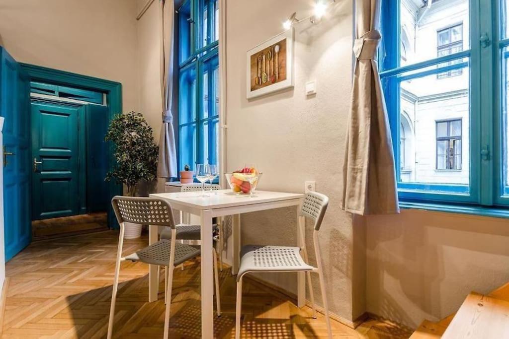 Blue Lotus Apartment T50 Budapest Exterior foto